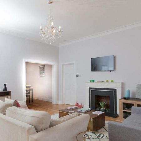 Beautifully Modernised New Town Home 爱丁堡 外观 照片
